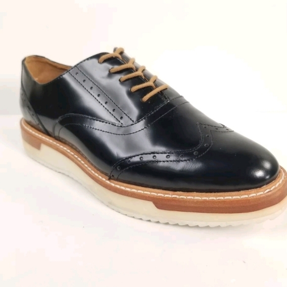 Massimo Dutti Women's Wingtip Oxford shoe. Black Size EU-38 US-7.5 - Picture 2 of 11